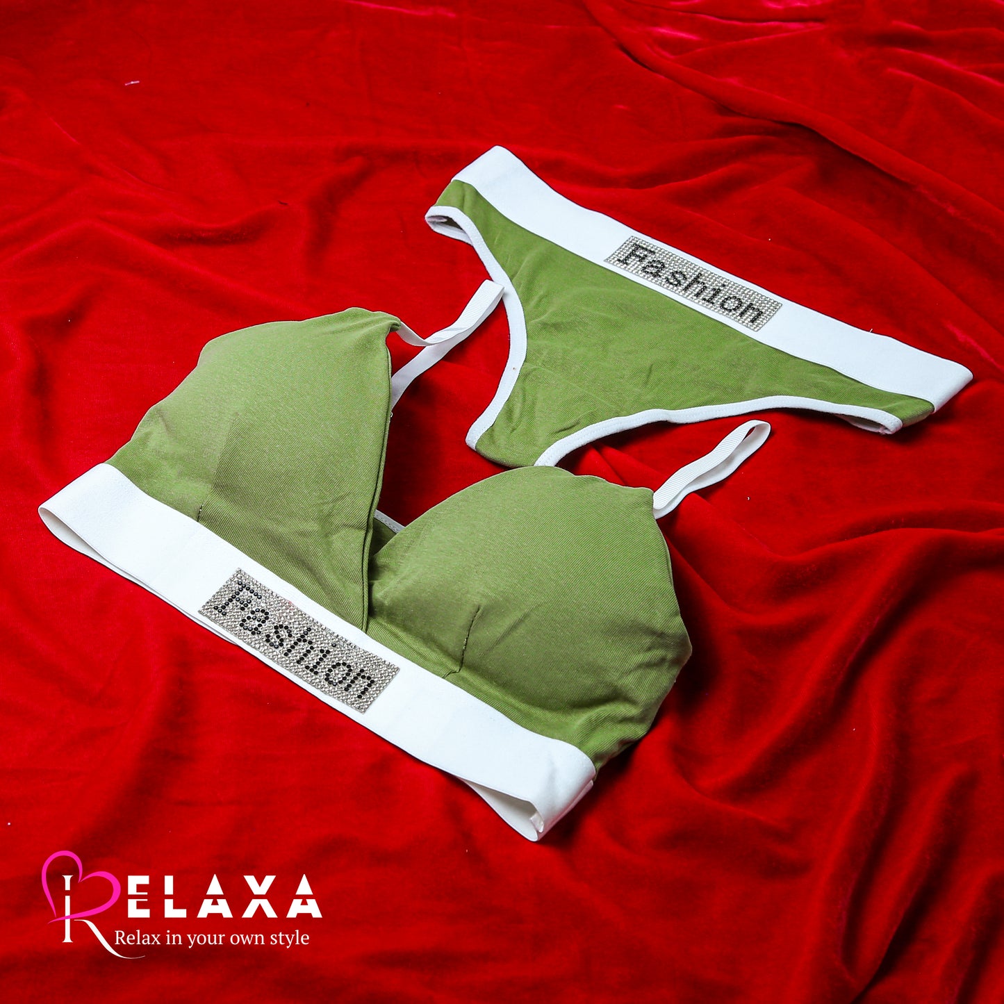 Fashion Thinpad Teen Bra Panty Set