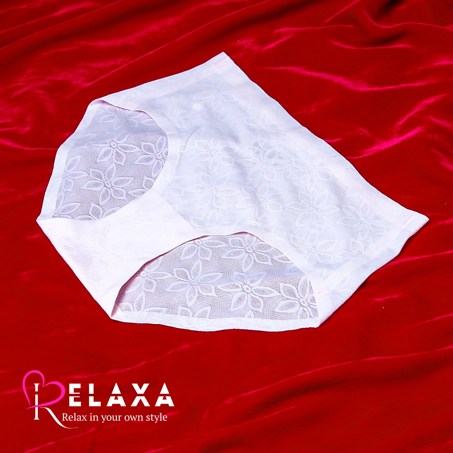 Floral Lacy No-Show Cheeky Panty