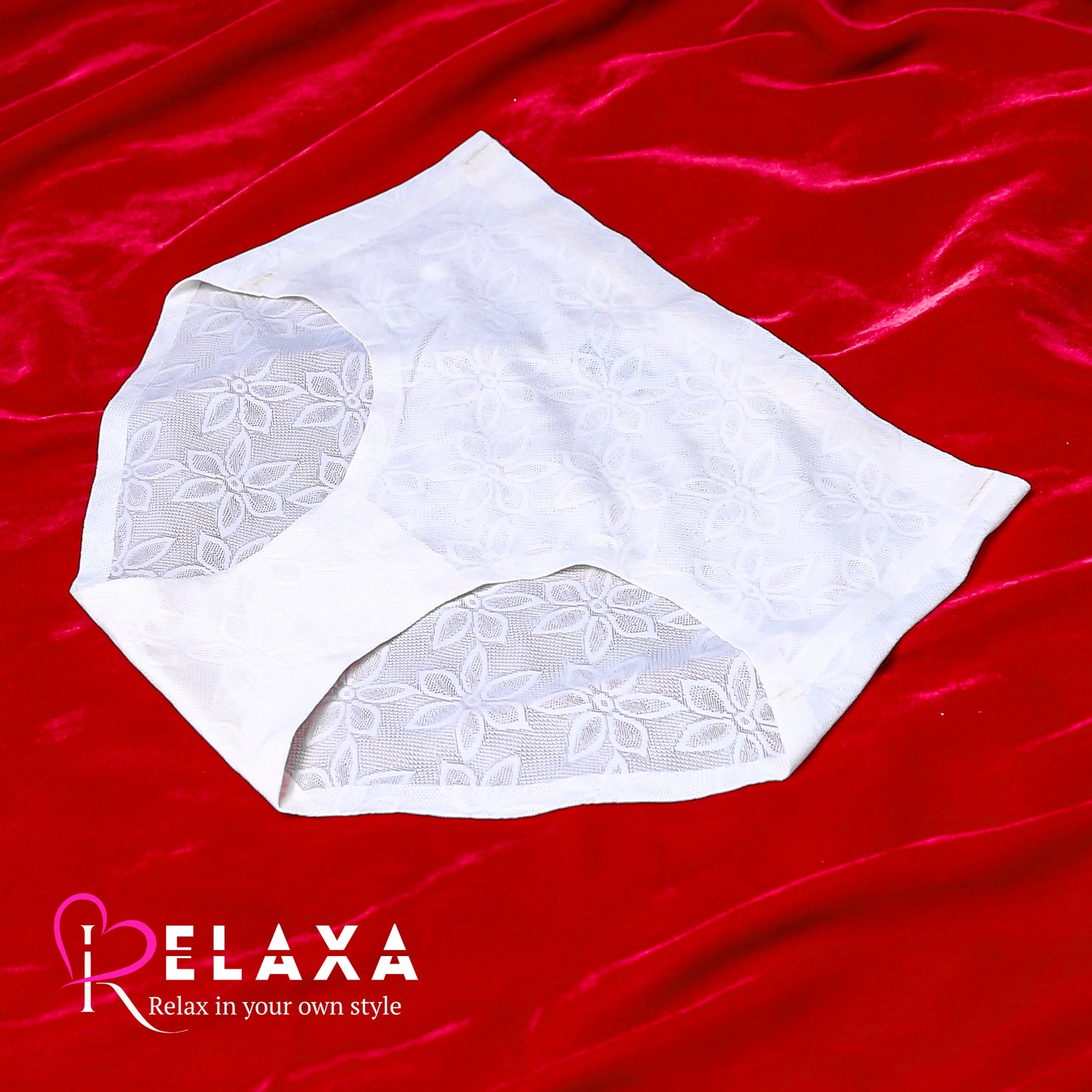 Floral Lacy No-Show Cheeky Panty